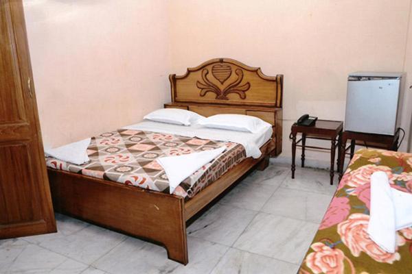 Hotel Soorya Heritage Inn ポンディシェリ エクステリア 写真