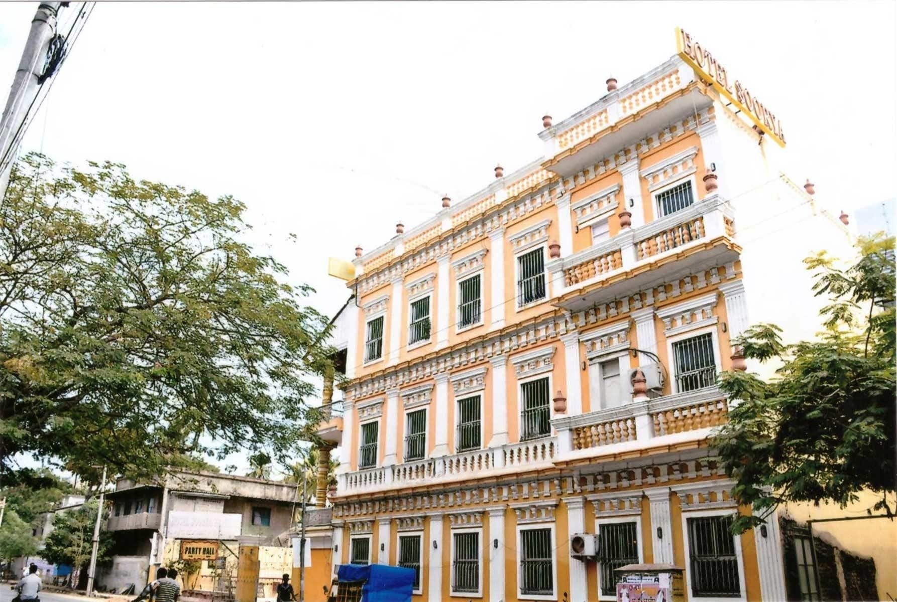 Hotel Soorya Heritage Inn ポンディシェリ エクステリア 写真